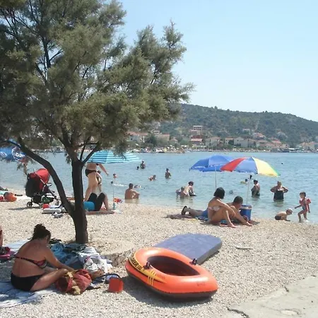 21 Kosinac Paradise